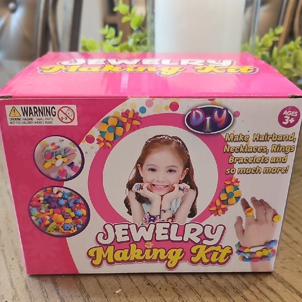 Jewelry Making Kit NWT